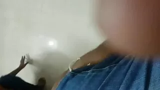 Молодий секс любить більше всього еротика на природі на світі і трахкає з усіма