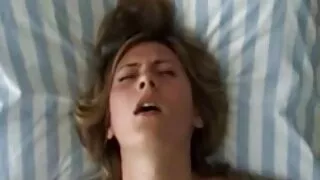 Гаряча шпилька дивитись еротику выебанная Телиця боком, проникаючи в її анал