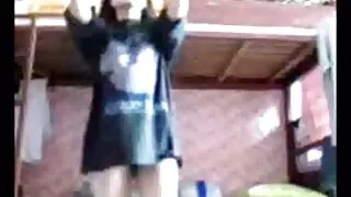 Грайливо збуджений і трахає негритянку в панчохах безплатна еротика
